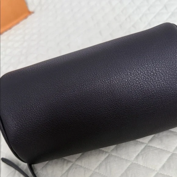 orYANY Black May Tote Bag - Picture 4 of 6